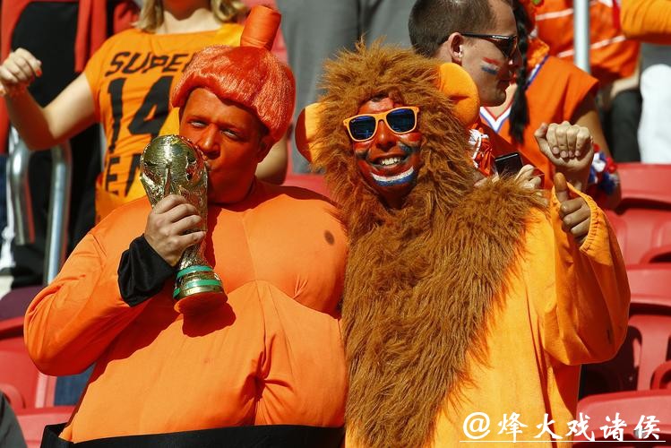 世界杯投注平台社交功能:与球迷实时互动 世界杯投注平台社交功能:与球迷实时互动